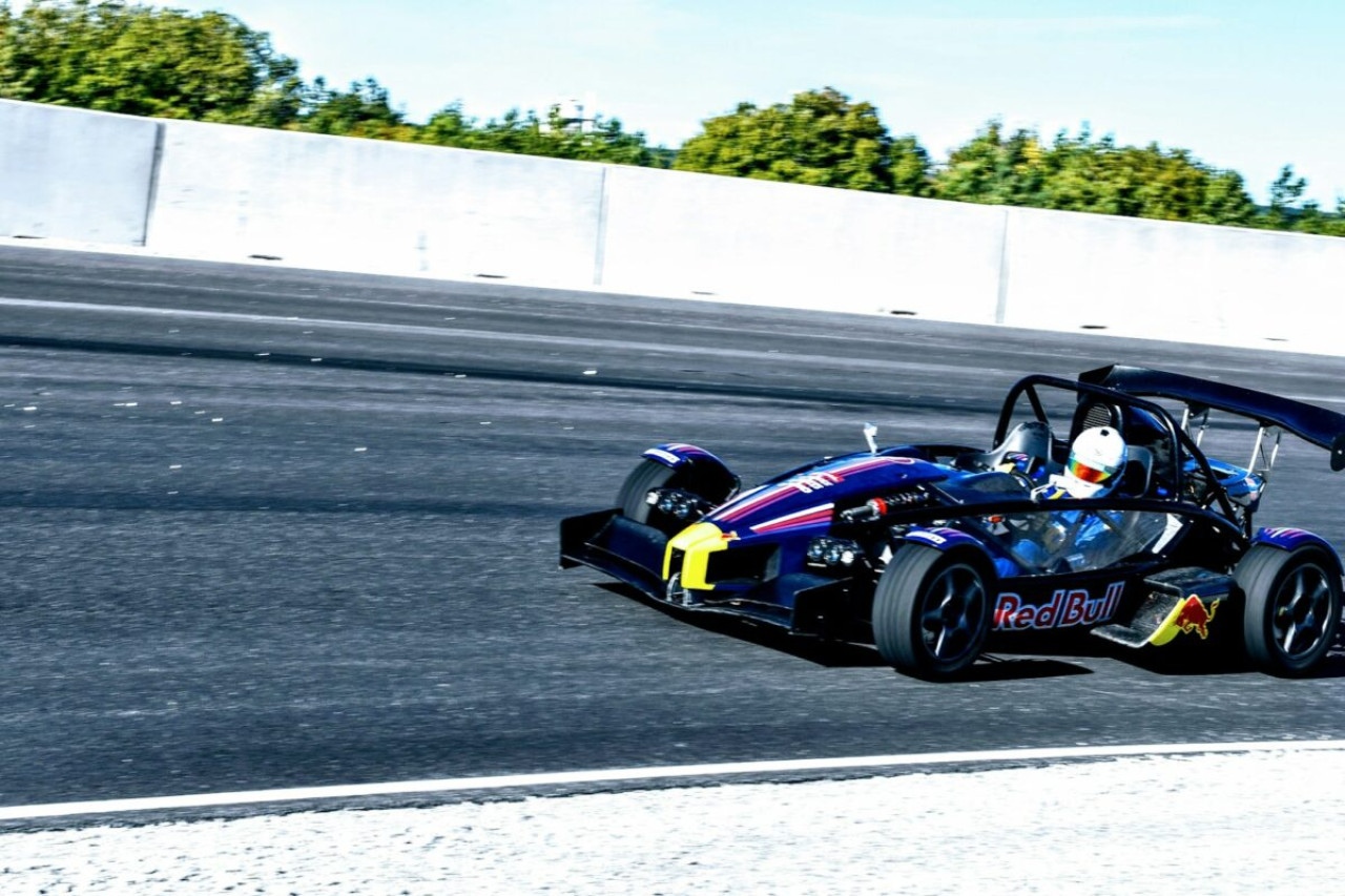 Ariel Atom : La voiture de sport extrême pour des sensations uniques 1 Ariel Atom : La voiture de sport extrême pour des sensations uniques